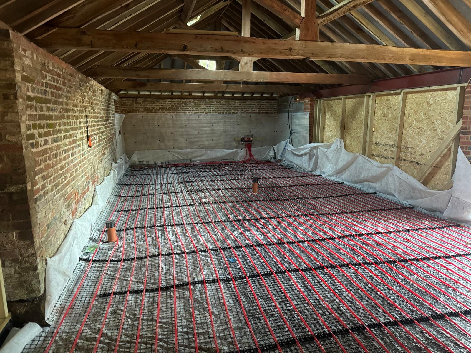 Grade II listed garage conversion supporting project photo 3